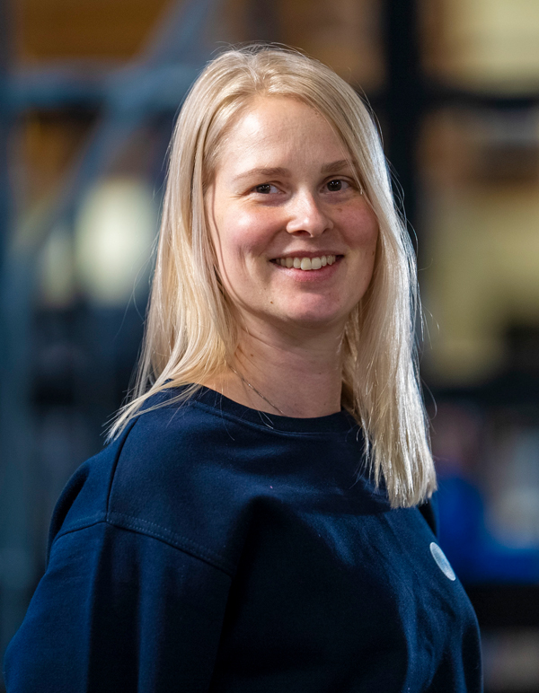 Connie Holvik • Holvik Glas • www.holvikglas.no